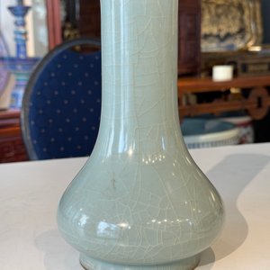 A Chinese Longquan celadon bottle vase, Song/Ming — photo 12