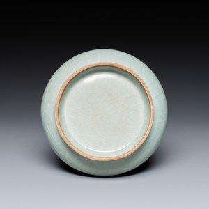 A Chinese Longquan celadon bottle vase, Song/Ming — photo 6