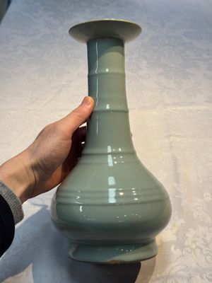 A Chinese Longquan celadon bottle vase, Song/Yuan — photo 3