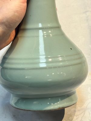 A Chinese Longquan celadon bottle vase, Song/Yuan — photo 5