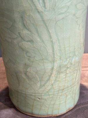 A Chinese Longquan celadon cylindrical vase with incised floral design, Ming — photo 9