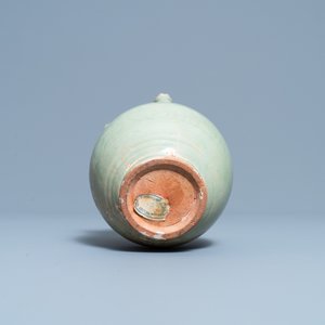 A Chinese Longquan celadon five-spouted urn, Song — photo 7