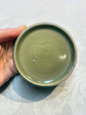 A Chinese Longquan celadon flower-shaped brush washer with a wooden box, Southern Song — 照片 9