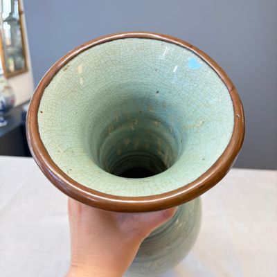 A Chinese Longquan celadon-glazed incised 'Peony' yenyen vase — photo 18