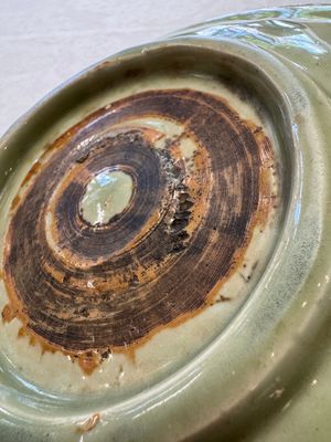 A Chinese Longquan celadon inscribed dish with incised floral design, Ming — photo 8