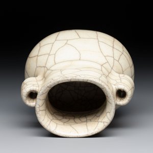 A Chinese Longquan celadon jar and a small Ge-type 'Hu' vase, Song and later — photo 12