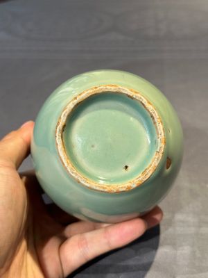 A Chinese Longquan celadon jar, Song — photo 6