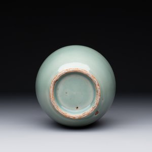 A Chinese Longquan celadon jar, Song — photo 6