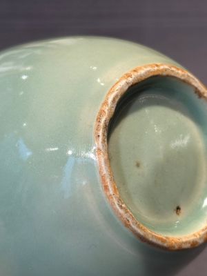 A Chinese Longquan celadon jar, Song — photo 7
