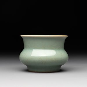A Chinese Longquan celadon jardinière, zhadou, Song — photo 3