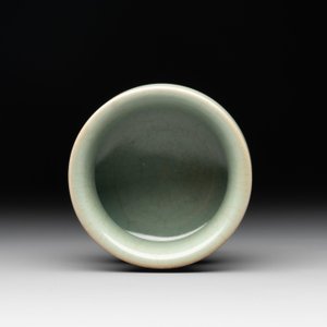 A Chinese Longquan celadon jardinière, zhadou, Song — photo 5