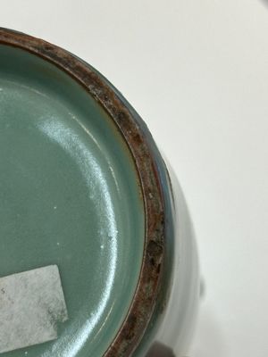 A Chinese Longquan celadon 'kinuta' vase, Song/Yuan — photo 13