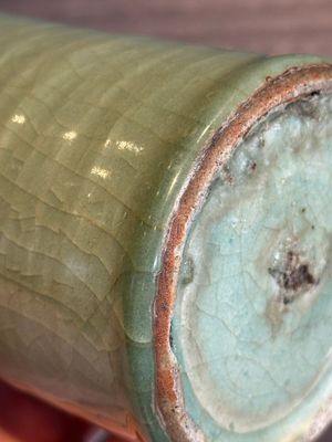 A Chinese Longquan celadon 'kinuta' vase, Yuan/Ming — photo 11
