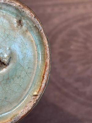 A Chinese Longquan celadon 'kinuta' vase, Yuan/Ming — photo 12