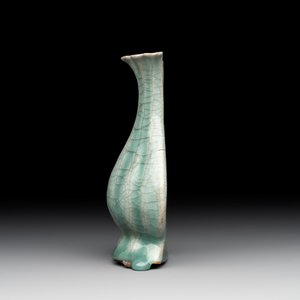 A Chinese Longquan celadon lobed bottle vase, Song — photo 4