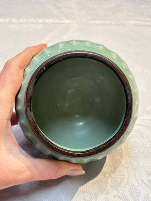A Chinese Longquan celadon 'Lotus' jar with bronze mount, Song — photo 5
