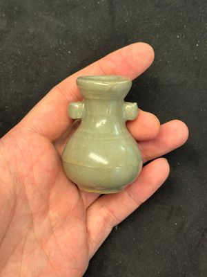 A Chinese Longquan celadon miniature 'Touhu' vase, Yuan/Ming — photo 1