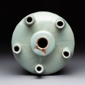 A Chinese Longquan celadon quintuple-tube vase, Yuan — photo 7