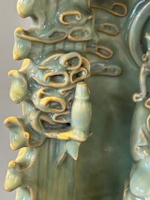 A Chinese Longquan celadon shrine of Guanyin, Ming or later — 照片 8