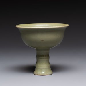A Chinese Longquan celadon stem cup, Yuan/Ming — photo 1