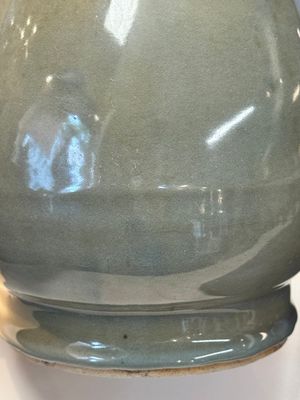 A Chinese Longquan celadon 'touhu' vase, Song/Yuan — photo 7