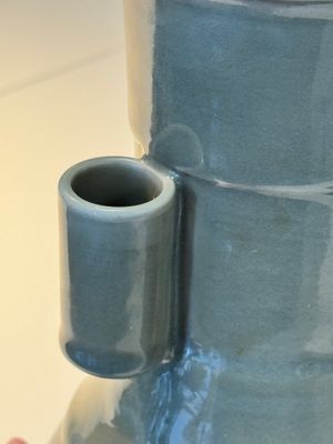 A Chinese Longquan celadon 'touhu' vase, Song/Yuan — photo 10