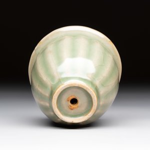 A Chinese Longquan celadon 'Trick Cup', Ming or later — photo 7