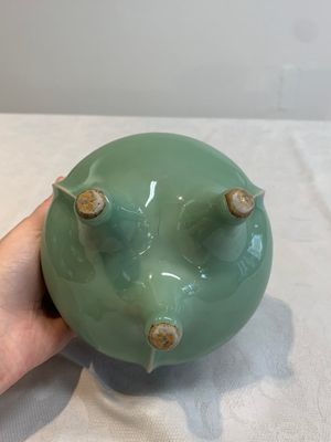 A Chinese Longquan celadon tripod censer, Southern Song — 照片 9