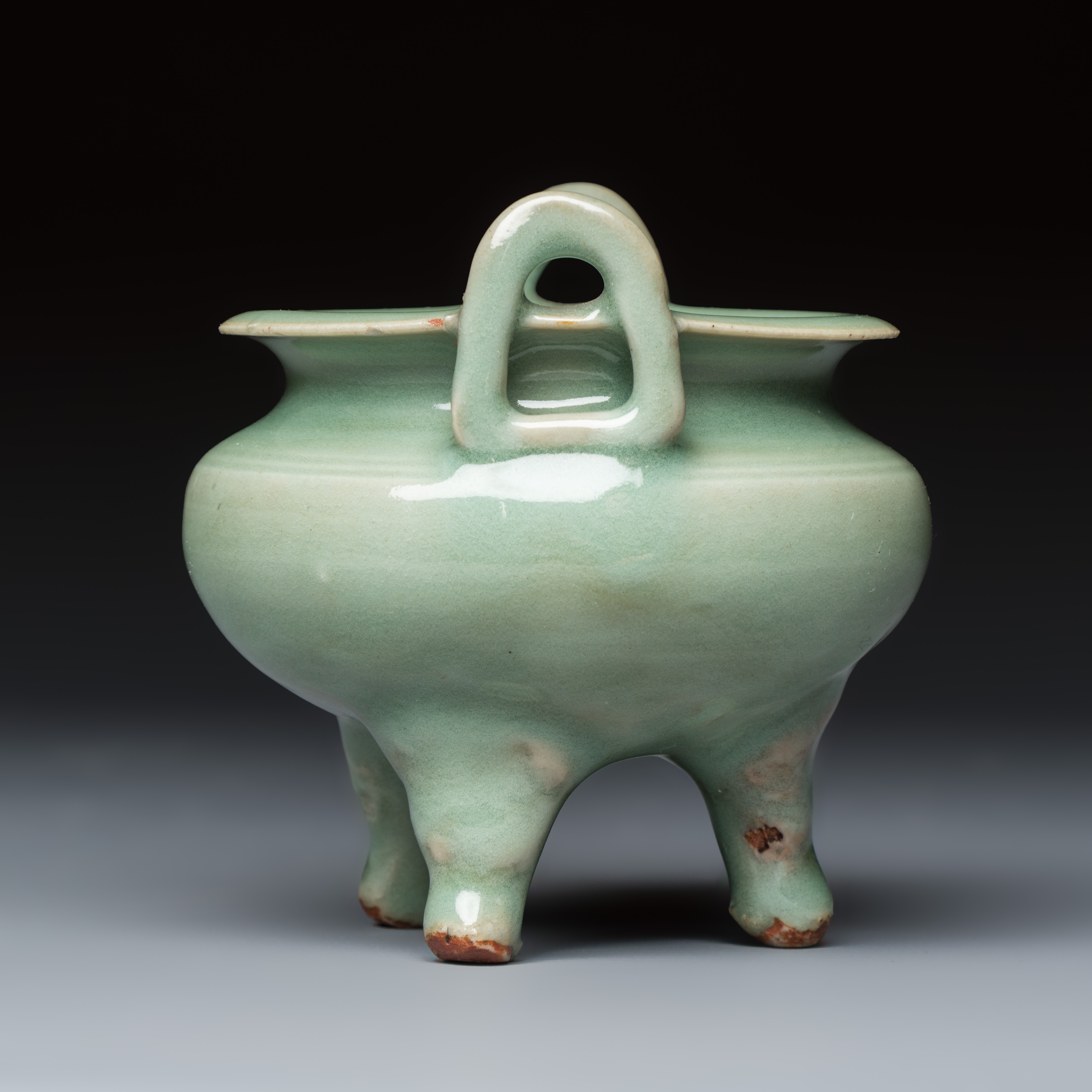 A Chinese Longquan celadon tripod censer with handles — photo 5