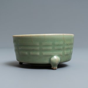 A Chinese Longquan celadon tripod censer with trigrams, Ming — photo 4
