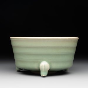 A Chinese Longquan celadon tripod 'trigrams' censer, Song — photo 3