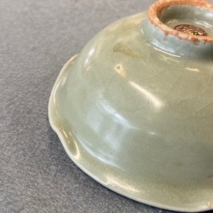 A Chinese Longquan celadon 'turtle in lotus flower' bowl, Song/Yuan — 照片 19