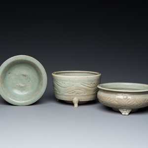 A Chinese Longquan celadon 'twin fish' dish and two censers, Song and/or later — photo 1