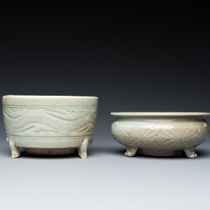 A Chinese Longquan celadon 'twin fish' dish and two censers, Song and/or later — photo 7