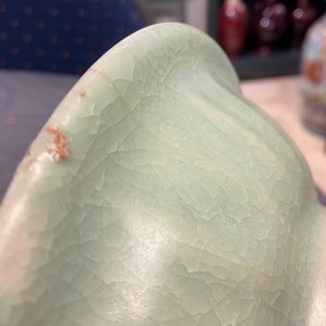A Chinese Longquan celadon 'twin fish' dish, Song — 照片 12