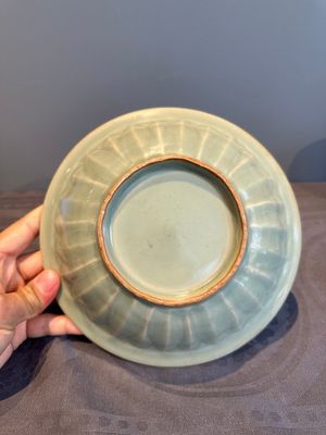 A Chinese Longquan celadon 'twin fish' plate, Yuan/Ming — photo 6