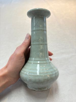 A Chinese Longquan celadon vase, possibly Yuan/Ming — photo 2