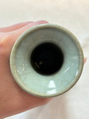 A Chinese Longquan celadon vase, possibly Yuan/Ming — photo 5