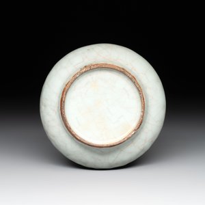 A Chinese Longquan celadon vase, possibly Yuan/Ming — photo 6