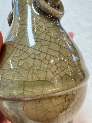 A Chinese Longquan celadon vase with handles, Ming — photo 6