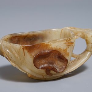 A Chinese lotus-shaped russet jade libation cup, 18/19th C. — photo 7