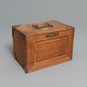 A Chinese mahjong casket with bone tiles, Republic — photo 2