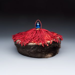 A Chinese mandarin official's court hat with finial and a separate hat finial — foto 4