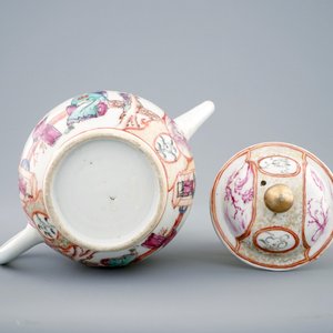 A Chinese mandarin teapot and cover, Qianlong, 18th C. — photo 6