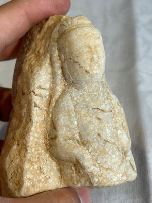 A Chinese marble bust of Buddha, Northern Qi — photo 5