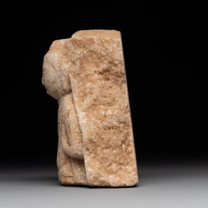 A Chinese marble bust of Buddha, Northern Qi — 照片 3