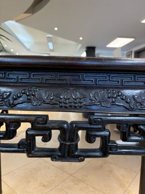 A Chinese marble-topped hongmu console table, 19/20th C. — photo 18
