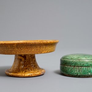 A Chinese marbled ware stem bowl and box with cover, Song or later — 照片 3
