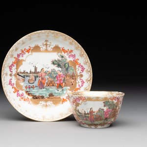 A Chinese Meissen-style export porcelain 'Peter the Great' cup and saucer, Qianlong — photo 1