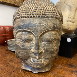 A Chinese Ming-style carved stone head of Buddha, 19/20th C. — 照片 14
